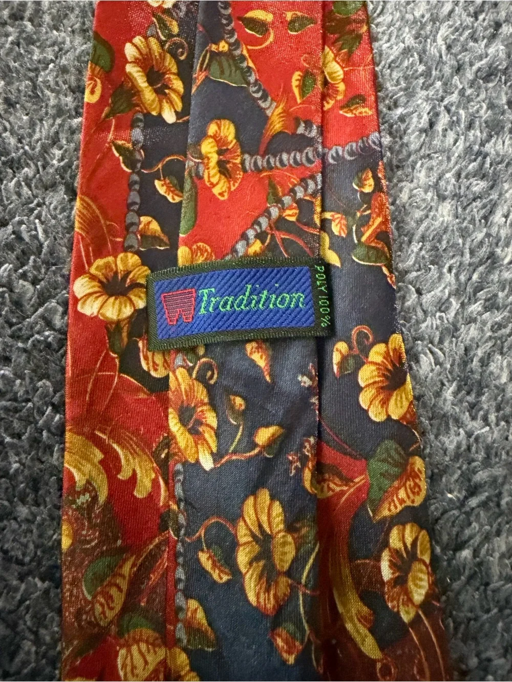 Tradition Red Floral Pattern Polyester Necktie